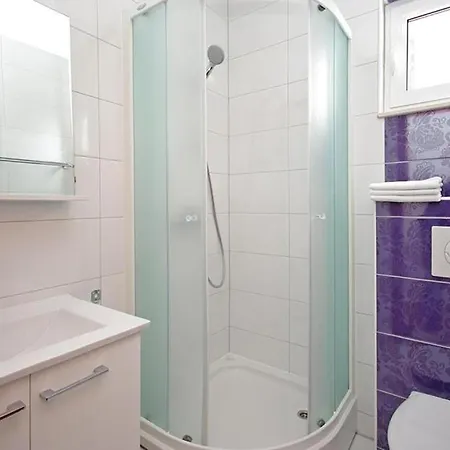 דירה Awesome In With House Sea View ברלה